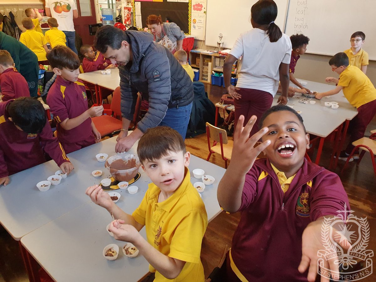 We had a fab time last Monday with week 1 of Baking for Fun in our class! Gemma along with some super volunteer parents and Mr. Coghlan came to 2nd Class and helped us to make tasty hedgehog cookies with chocolate spikes and eyes! We're SO excited for week 2 tomorrow morning!