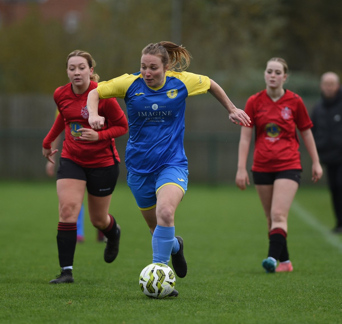 A trip to <a href="/RWBTFC/">Royal Wootton Bassett Town FC</a> for Wiltshire County Women's Cup match between <a href="/RWBTFC/">Royal Wootton Bassett Town FC</a> v <a href="/LionsLadies/">Highworth Lions Ladies FC</a> 
<a href="/swsportsnews/">South West Sports News</a> <a href="/HerGameToo/">Her Game Too</a> <a href="/SWWFN/">South West Women's Football News</a> <a href="/WiltsCountyFA/">Wiltshire FA</a>