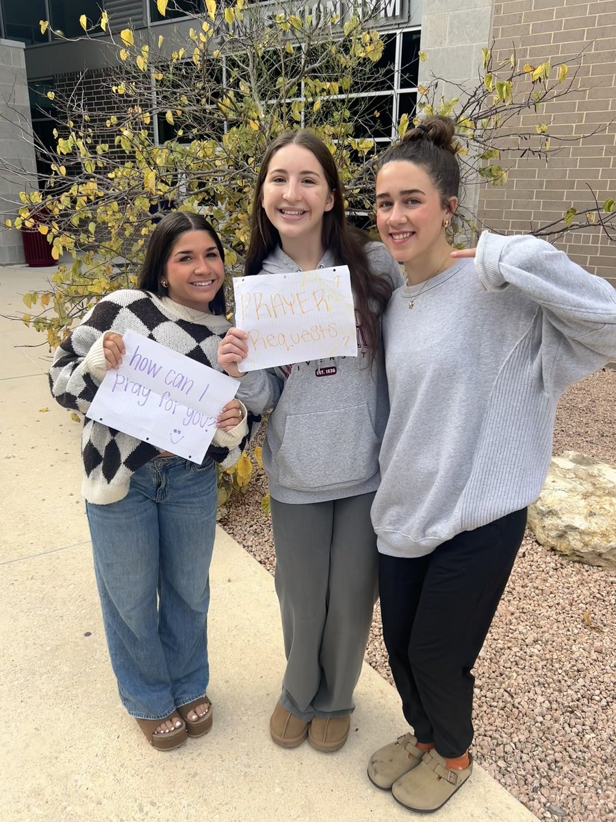 Davenport_FCA's tweet photo. Prayer walk on Friday was new and it was a total blessing! Look for us to be out and about! Need prayer? We got you! https://t.co/R2Rdc20Eul
