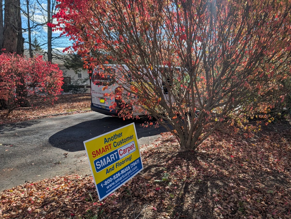800526RUGS's tweet image. A beautiful fall day to be on the road! 🚐✨
We’re out and about helping our  customers get their homes ready for the holidays — one beautiful floor at a time. ✨
#FlooringExperts #CarpetInstallation #HolidayReady #HomeImprovement #HappyCustomers
