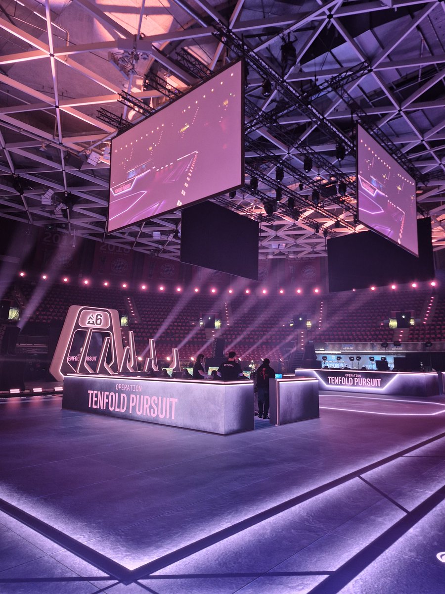 The calm before we unleashed the storm.

Hoping for a quick 3:0 so we can get to the afterparty 😂