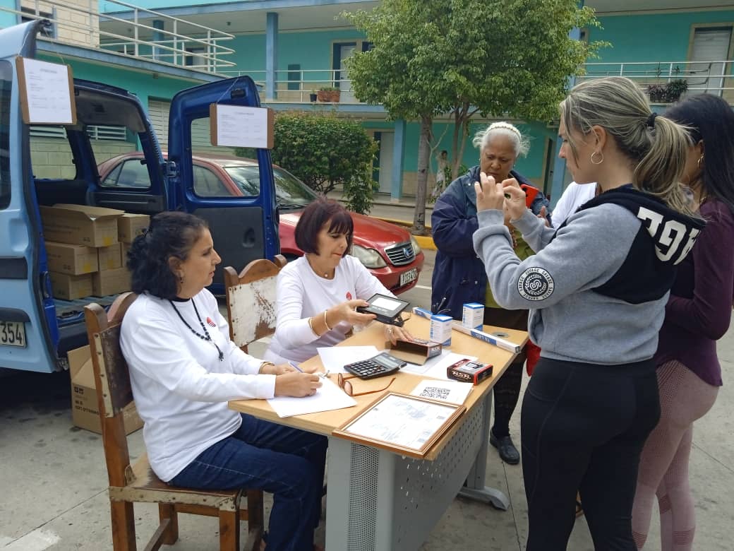 filialmatanzas's tweet photo. !Hoy la Gerencia Comercial de Feria de Comercio Electrónico!
#SomosUnEquipo
#FilialMatanzas #Copextel
#ComercioElectronico https://t.co/P0UdPWhh4m