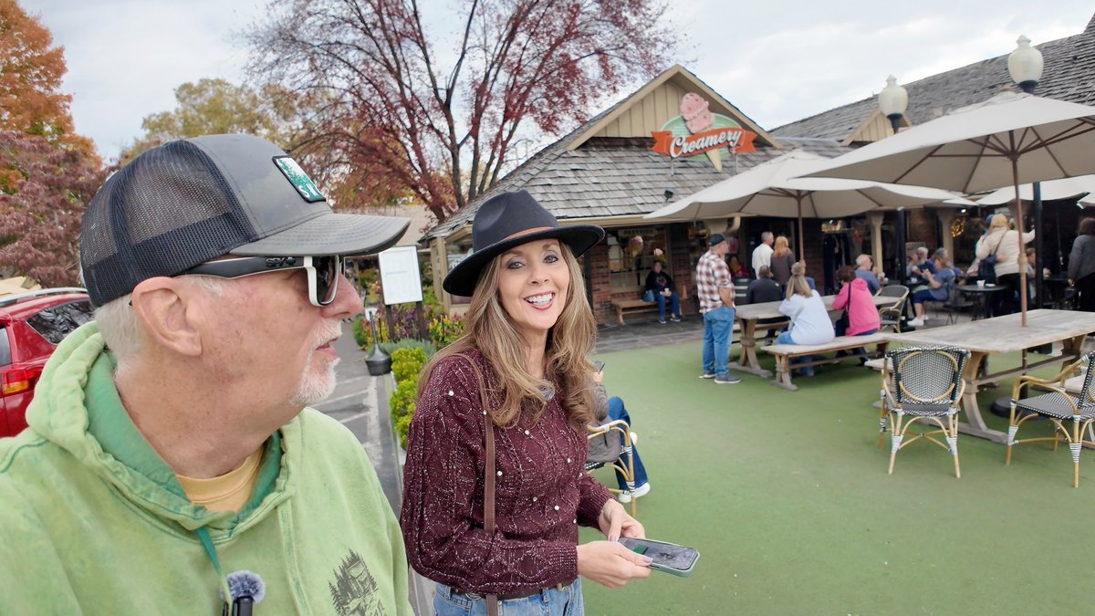 FridayKaren's tweet image. Pigeon Forge Favorite! Pottery House Café Lunch &amp;amp; Local Shops Walkthrough youtu.be/Inv8J8AHCcg?si… via @YouTube @FridaysForever1