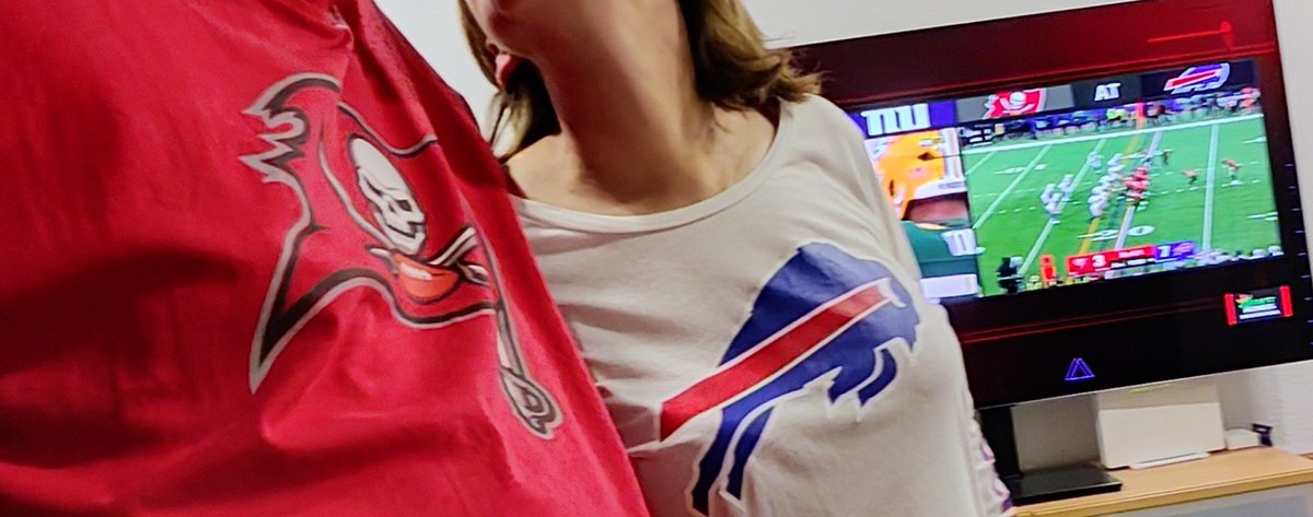 "...for better for worse, for richer for poorer, in sickness and in health, to love and to cherish, till ~death~ NFL us do part
#NFLredzone