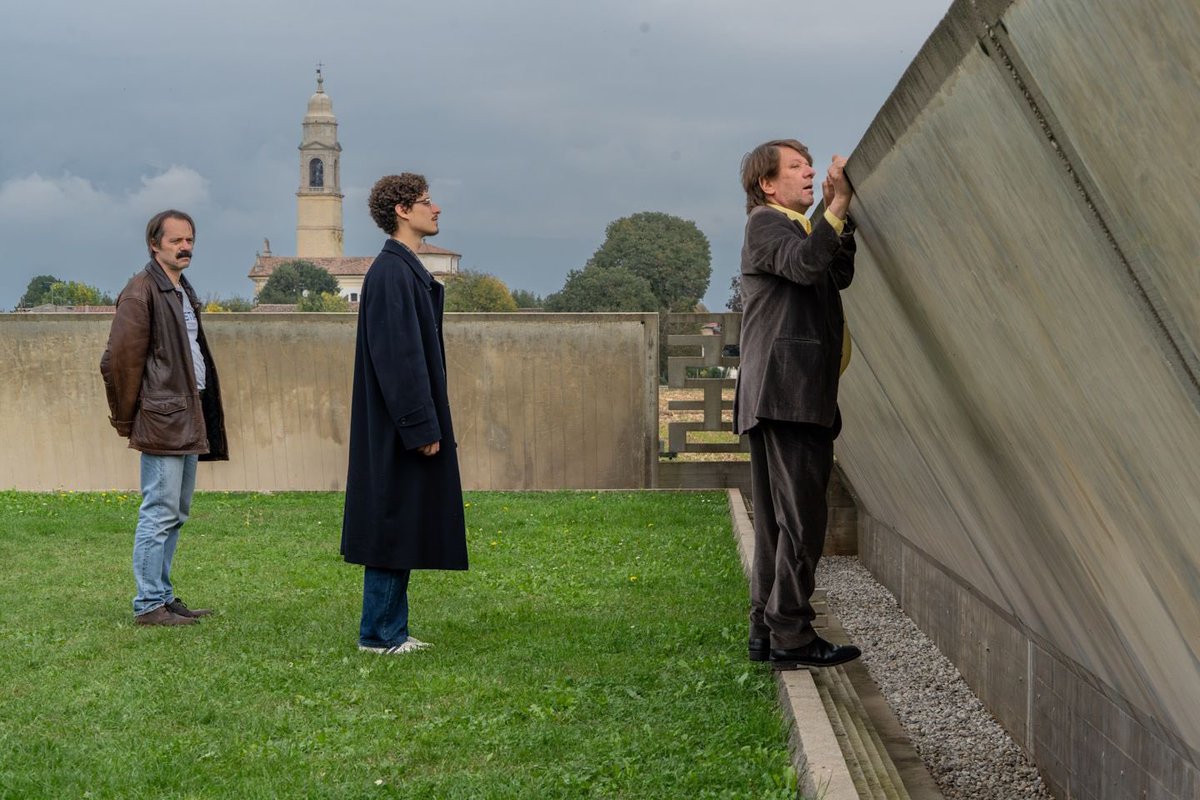 Oltre 200mila spettatori in tutta Italia sono andati al cinema a vedere “Le città di pianura” di Francesco Sossai. La lista delle sale che programmano il film è disponibile sul sito di Lucky Red.

In foto: Filippo Scotti, Sergio Romano e Pierpaolo Capovilla.