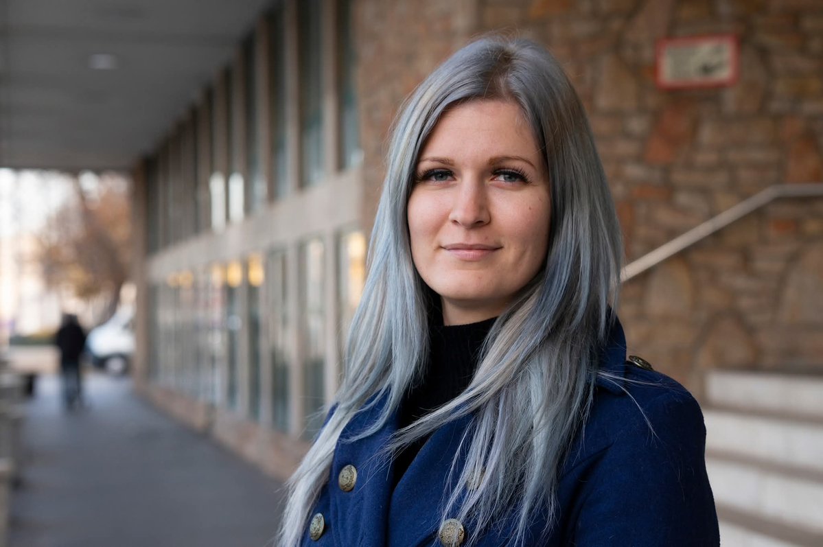 💾 Ön is adós? Veszélyben lehetnek a végrehajtóknál kezelt adatai?

🖥️ Az a tapasztalatunk sajnos, hogy telefonon nagyon kevés esély van arra, hogy az adataikhoz hozzáférjenek az adósok, de ennek ellenére mégis veszélyben lehetnek az adósok adatai úgy, hogy az adósoknak Nagyon