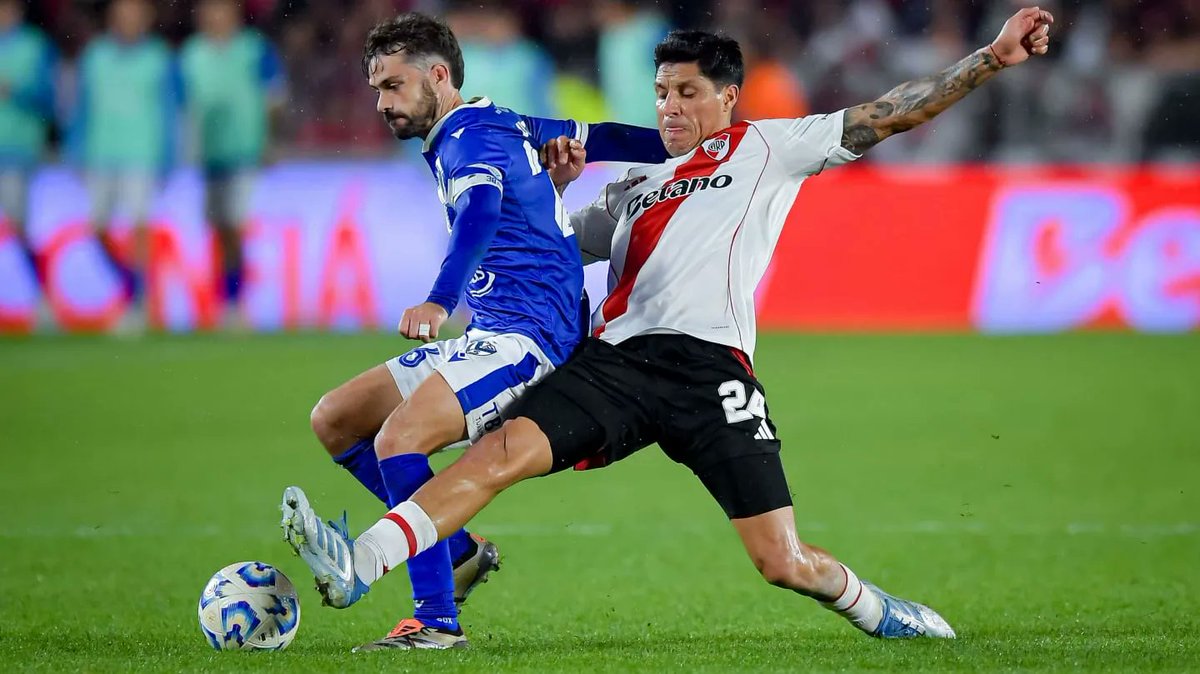 Hoy hacemos <a href="/Velez/">Vélez Sarsfield</a> - <a href="/RiverPlate/">River Plate</a> por <a href="/FlashscoreES/">Flashscore.esp</a> y <a href="/besoccer_ES/">BeSoccer</a>. Pueden escucharlo por las dos aplicaciones 👇

flashscore.es/partido/futbol…