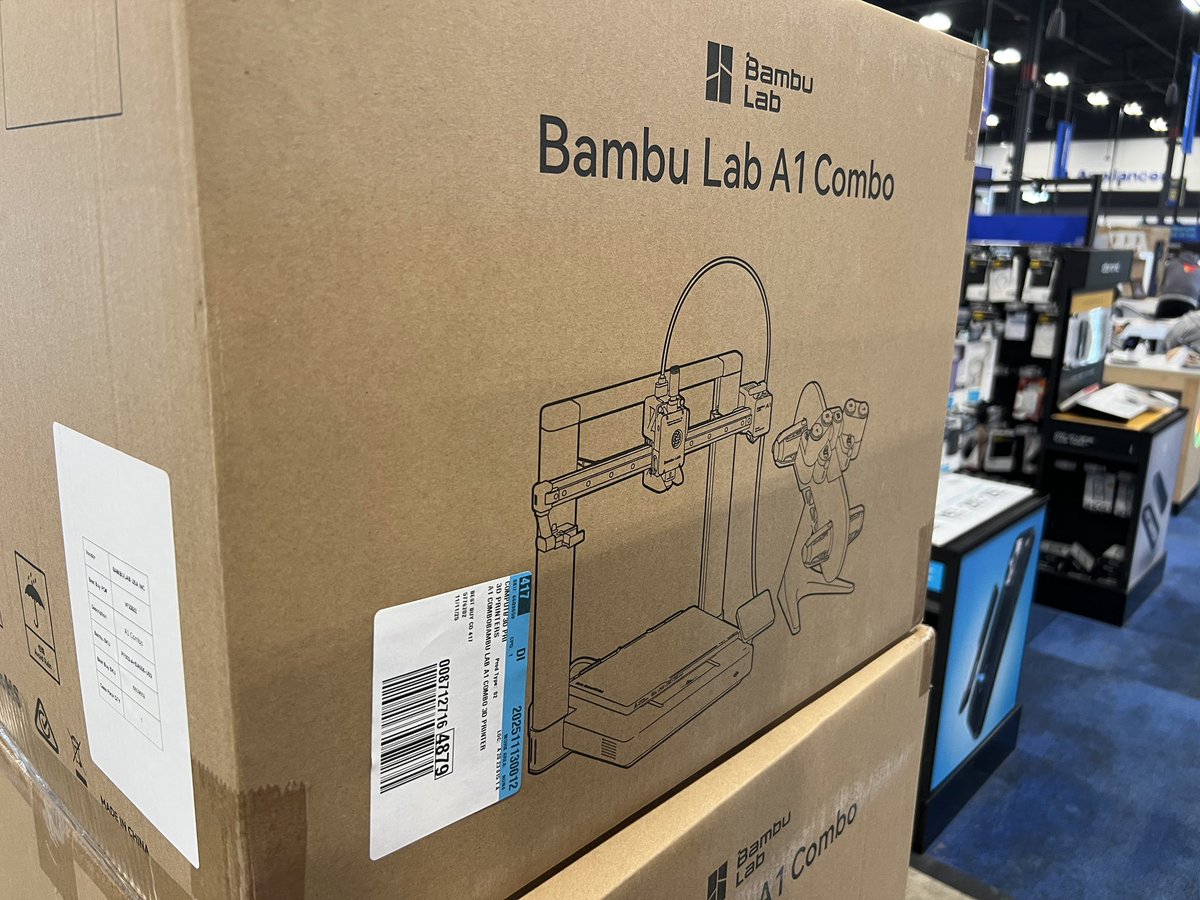 ChuckHellebuyck's tweet image. Went to two @BestBuy near me to see their 3D Printers. One told me they only sell 3D printers online, the other had a few in stock sitting in boxes in the isle. None on display, no filament or tools/parts. And price was the same as anywhere else. Not impressed!