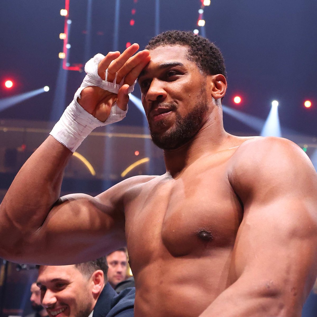 🥊 Turki Alalshikh, Anthony Joshua'nın Şubat ayında Riyad'da maça çıkacağını açıkladı.