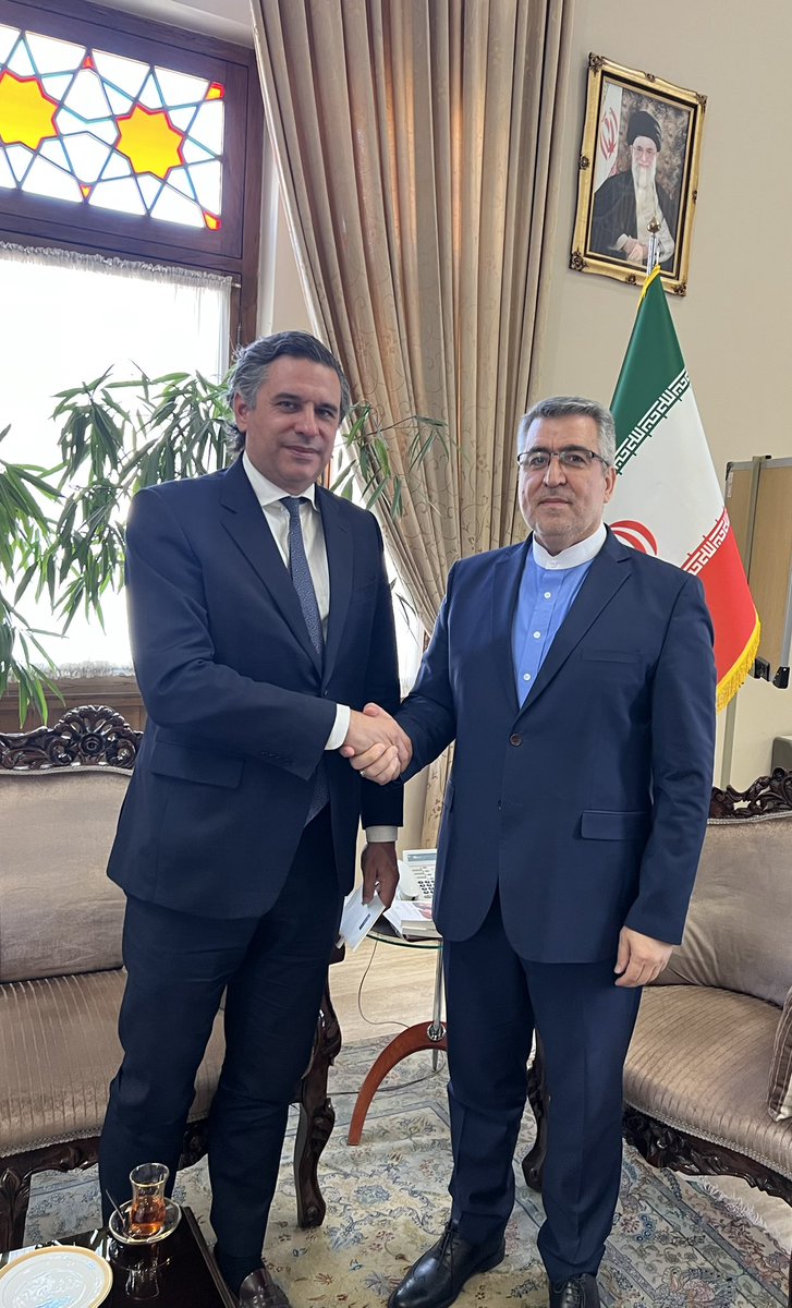 Today, I received once again and had an amiable constructive meeting with the distinguished  Chargé d'Affaires of  Portugal. 
We discussed bilateral, protocol-related and supporting to hold the cultural exhibition and repairing the old monuments which were built 5 centuries ago.