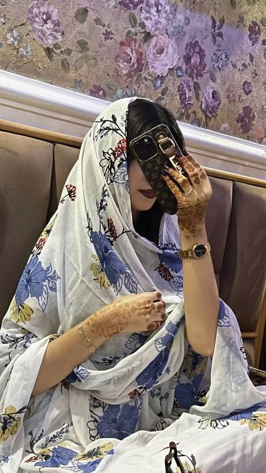 حياتي حُبّي، وأنا أكتبها على طريقتي… كل لحظة، كل شعور، كل حلم.😀