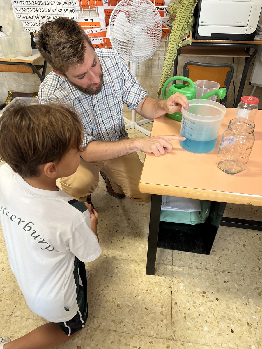 CanterburyGC's tweet image. 💧 Practical Maths in Action!
Year 3 have been busy measuring how much water their plants need each day using jugs, ml and litres. 🌱🪣
Great to see them applying classroom learning to real-life tasks! 📏🌿✨

#PracticalMaths #HandsOnLearning #STEM #CanterburyLearners