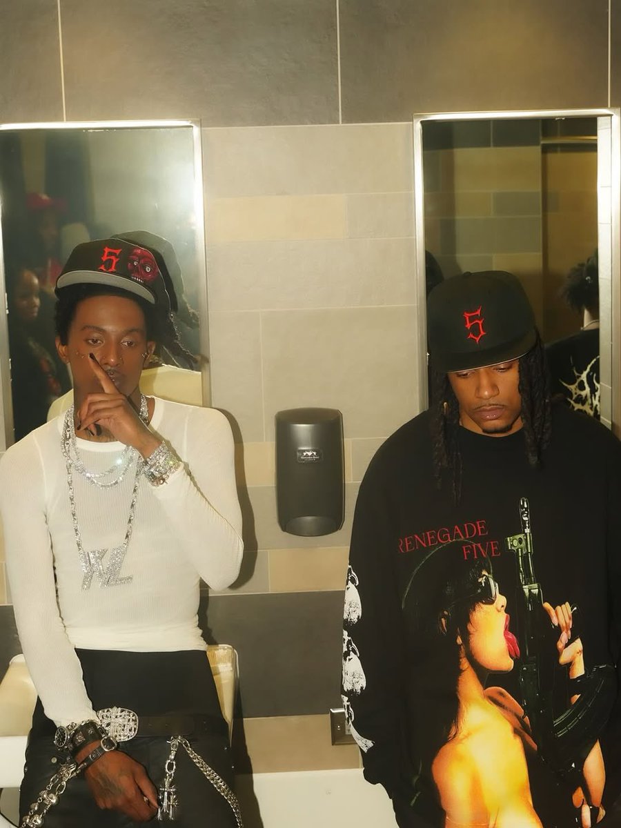 Playboi Carti seen in Fitted 5 Skull Hat by @kalebleake! 🔥