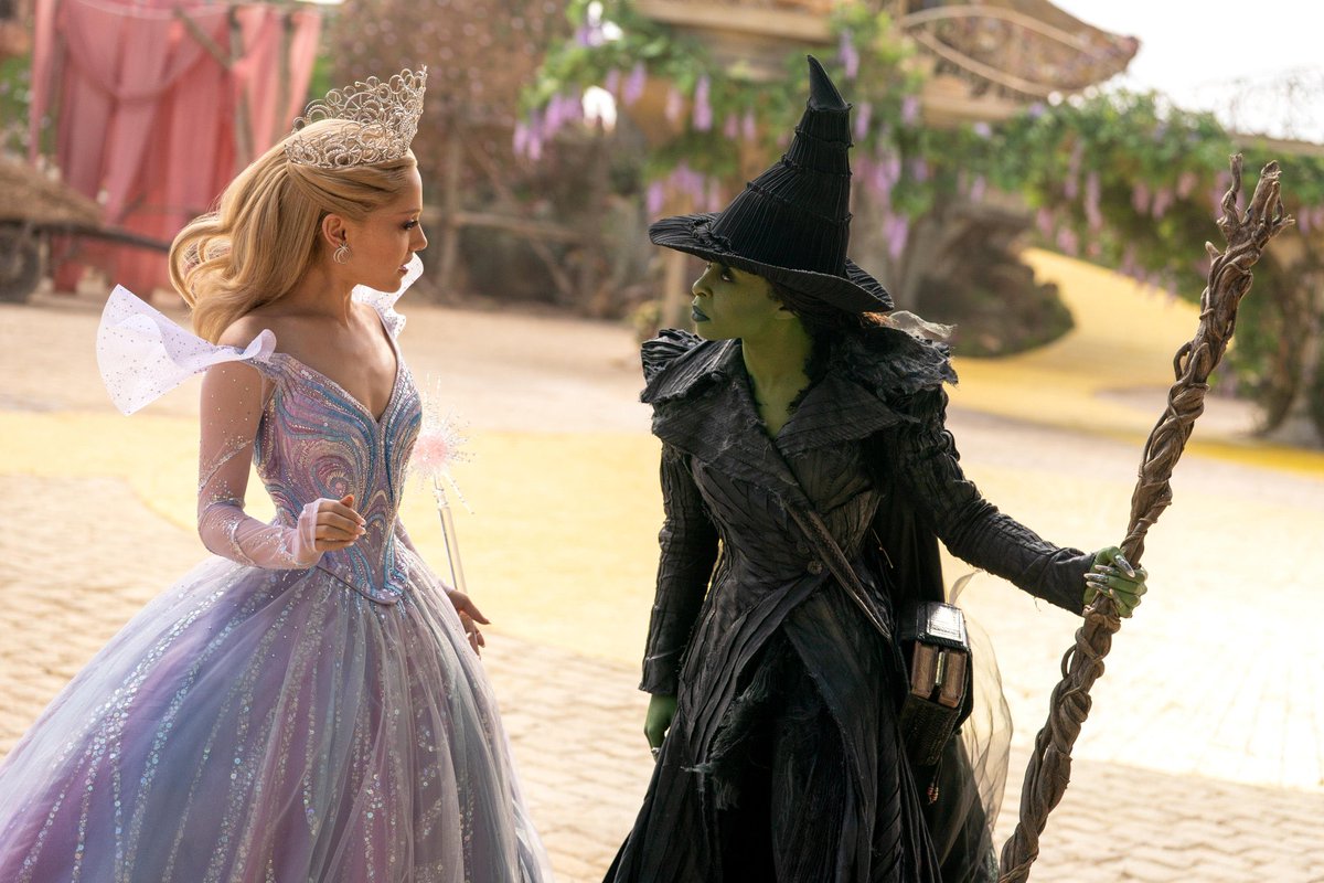 EM6211's tweet image. Sorry to burst your bubble, but WICKED: FOR GOOD melts under director Jon M. Chu’s limited range, failing to justify a sloppy second half other than to make money. Awkward silences, questionable acting choices, and monotonous pacing curse the disenchanted
musical.