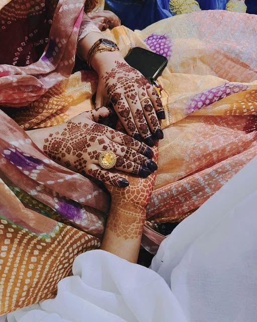 حنة تروي قصة الجمال والإبداع على راحة اليدين