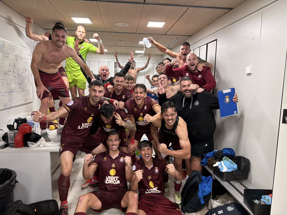 1️⃣ De enero
2️⃣ De febrero 
3️⃣ De marzo 
4️⃣ De abril 
5️⃣ De mayo 
6️⃣ De junio
7️⃣ De julio San Fermín

LLEGÓ EL 𝗖 𝗛 𝗔 𝗣 𝗜 𝗡 𝗔 𝗭 𝗢 🧨