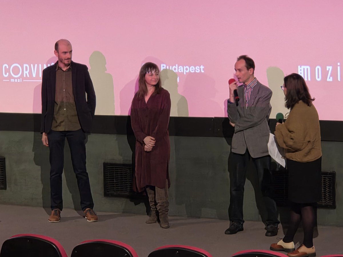 ICR_Budapesta's tweet image. We had a blast today at the screening of 🎬🎥 Kontinental25 (r. Radu Jude)   @CorvinMozi in Budapest. 

Our special guest for the audience was Eszter Tompa

#ICR_Budapesta  #film #RaduJude