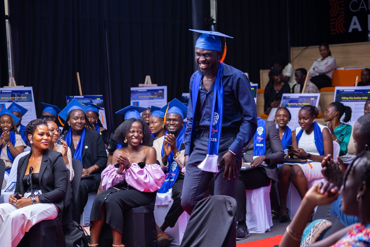 1edrinomz's tweet photo. Journalism is something special, telling stories that inspire others is a blessings because Journalism Can Make the world a better place. Thank you @IMChallengeug for the next big step 

Once a fellow always a fellow 

#graduation #mcifellow https://t.co/kl4Mi9raKG