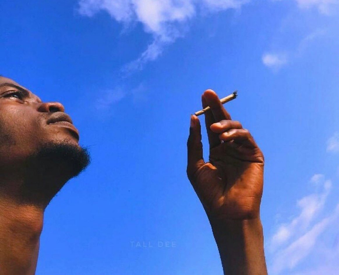 SeniorBro11's tweet image. So Moses was born in exodus and nah him write am from Genesis 😑