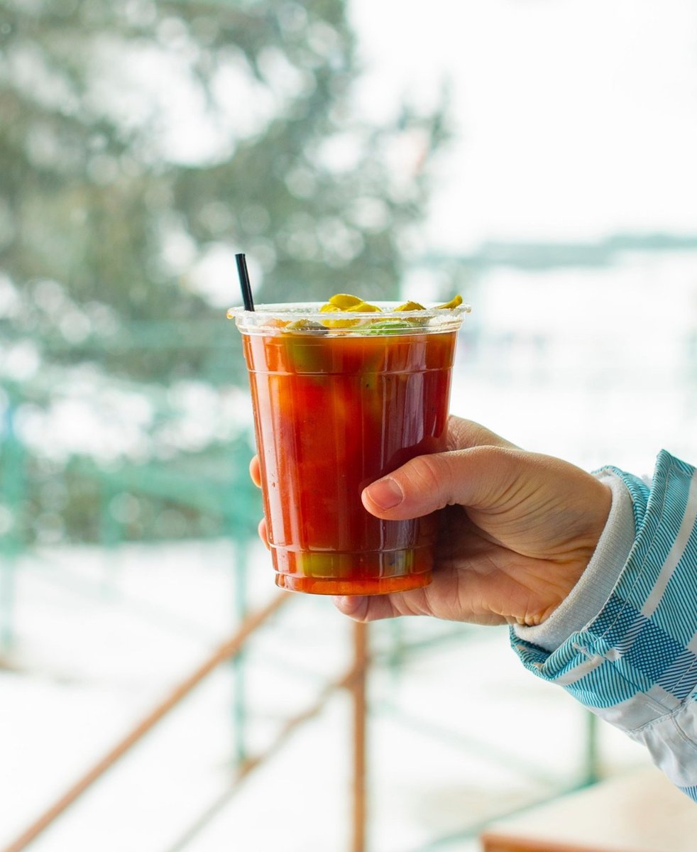 Brunch hits different at 11,500 feet. 🍹Who’s ready for ski season?! 🙋🏻‍♀️