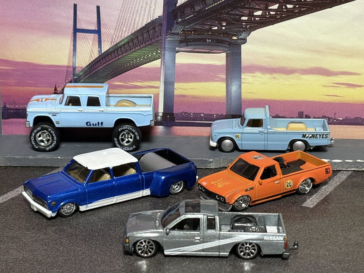porschegmbh's tweet photo. #マッチボックス #ホットウィール #Dodge #CHEVY #NISSAN #CREWCAB
おはようございます☀️机上トラックマスターズです🛻ヤバっ!欠け発見👀即タッチアップでε-(´∀`;)ホッたまには出して見るもんですねー👍 https://t.co/TG8BFsBTx7