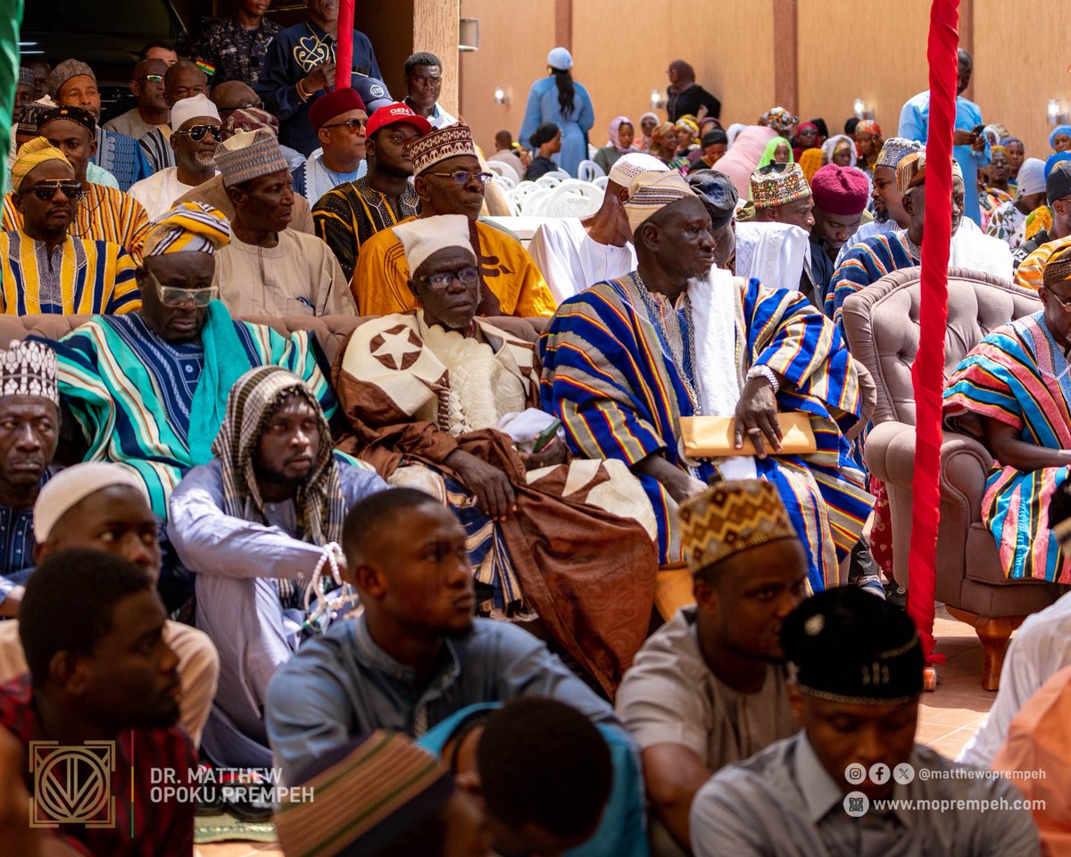 MatthewOPrempeh's tweet photo. Earlier today, I joined H.E. Nana Addo Dankwa Akufo-Addo, Dr. Mahamudu Bawumia, the National Chief Imam, and others at the 13th Adua in honour of the late H.E. Aliu Mahama.

His call for discipline, especially on our roads, in our communities, and in public office, remains one of the most urgent principles Ghana needs today.

May his legacy continue to guide us toward a united, disciplined and purposeful nation.

#AliuMahama #DisciplineForDevelopment #OneGhana #WithOurOwnHands