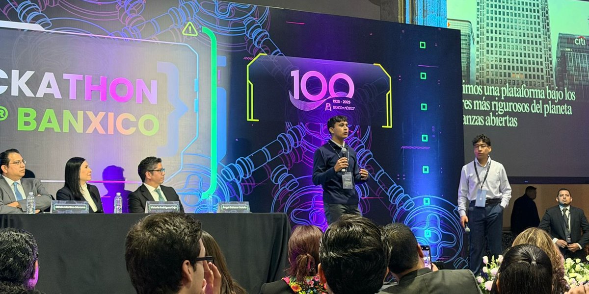 BUAPoficial's tweet image. Estudiantes de Computación de la BUAP ganan en “Hackathon SPEI® Banxico”.

Proponen una metodología para que las Pymes conozcan su huella de carbono.

ℹ️ Más información aquí: ow.ly/nhAX50Xso3R

#BoletínBUAP #BUAP #OrgulloBUAP #EstudiantesBUAP