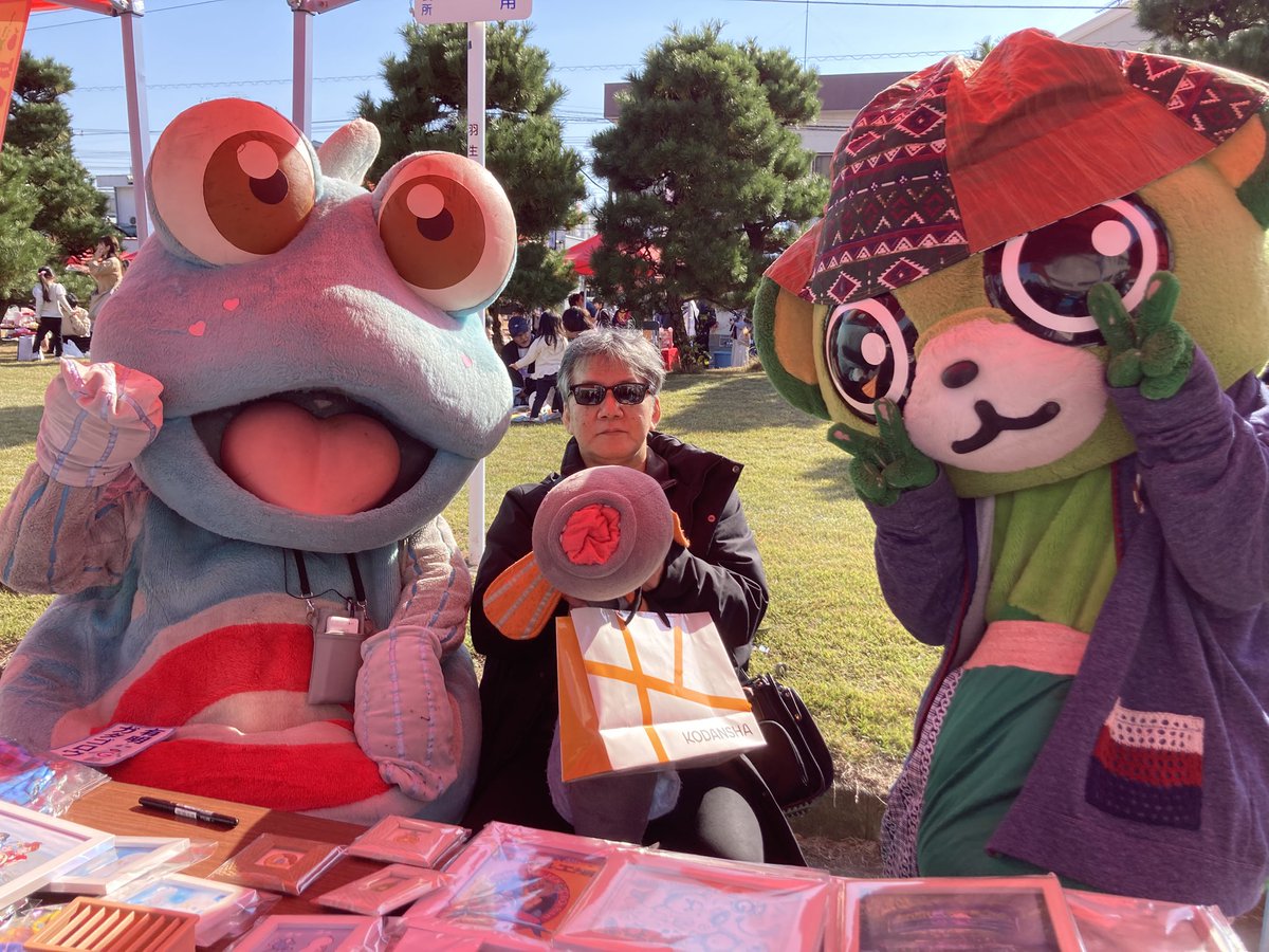 ☆特級呪霊みぃちゃん 前世→(。゜▽゜)シラミ💙 (@mii_funa0705