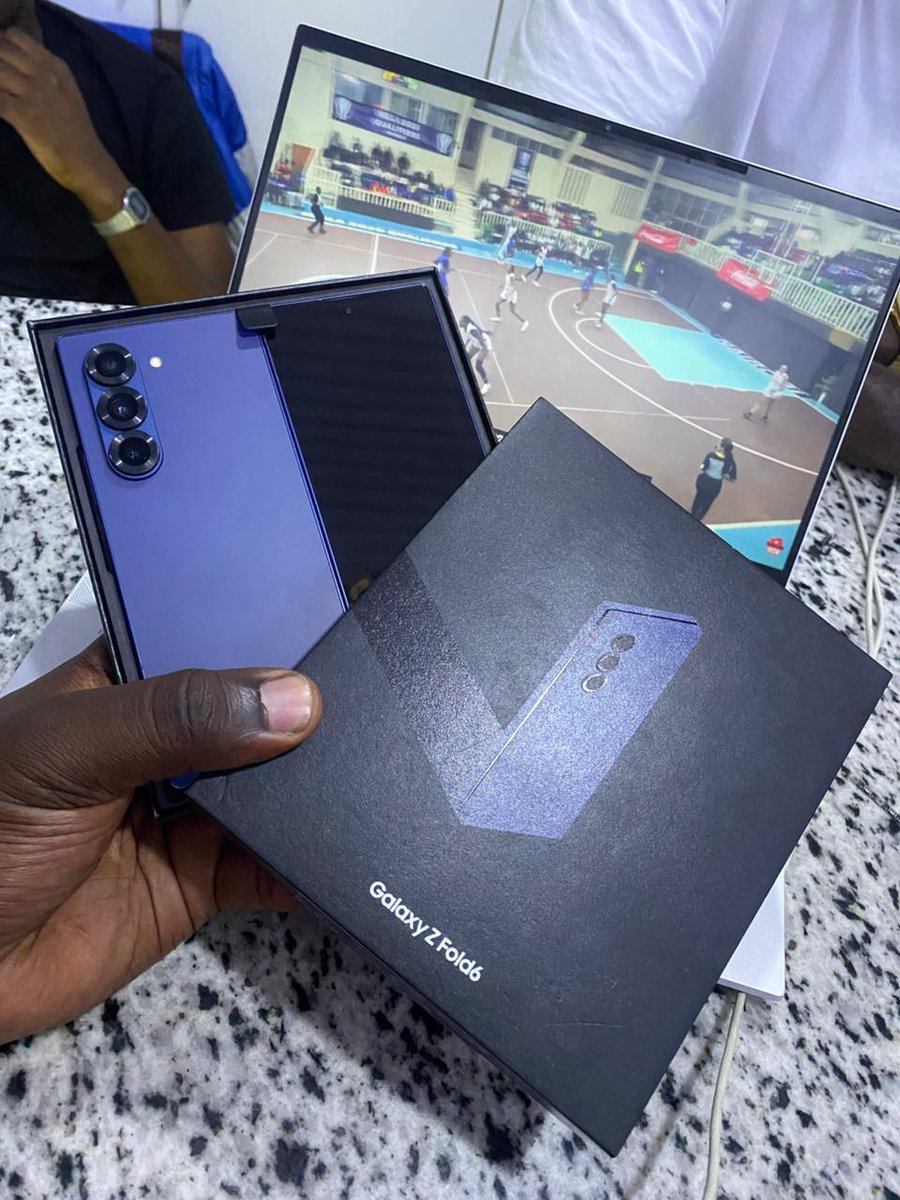 TechChapK3's tweet image. Samsung Galaxy Z Fold 6
12gb RAM 
256gb Storage 
Open Box

Available @Ksh.110,000

#Samsung #samsungkenya #samsunggalaxy #samsungzfold6 #galaxyzfold6 #zfold6 #samsunglife #tech #techlife #techlifestyle