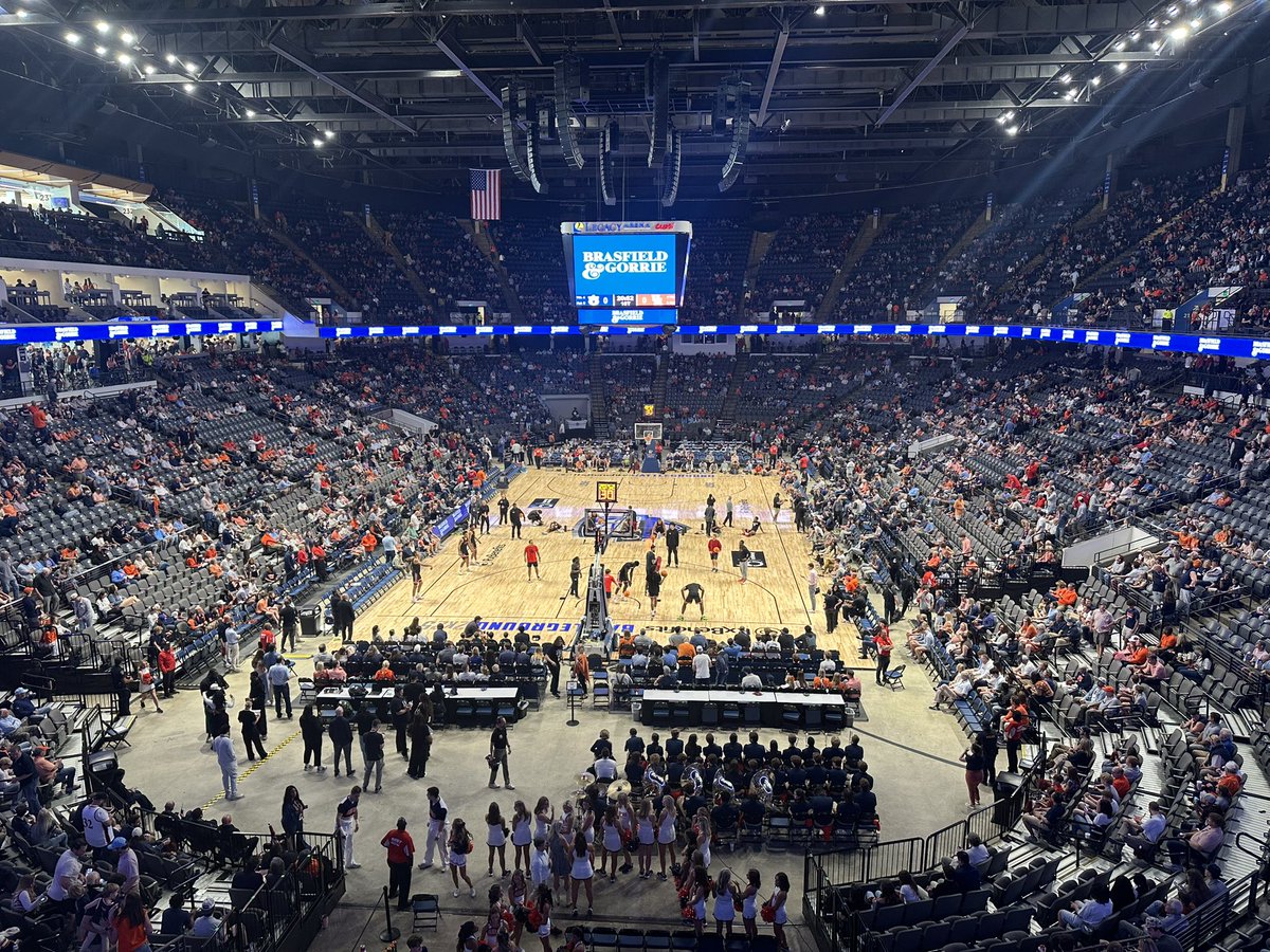 Auburn. Houston.
Battleground 2k25.

1st CBB game of the 2025-26 season.