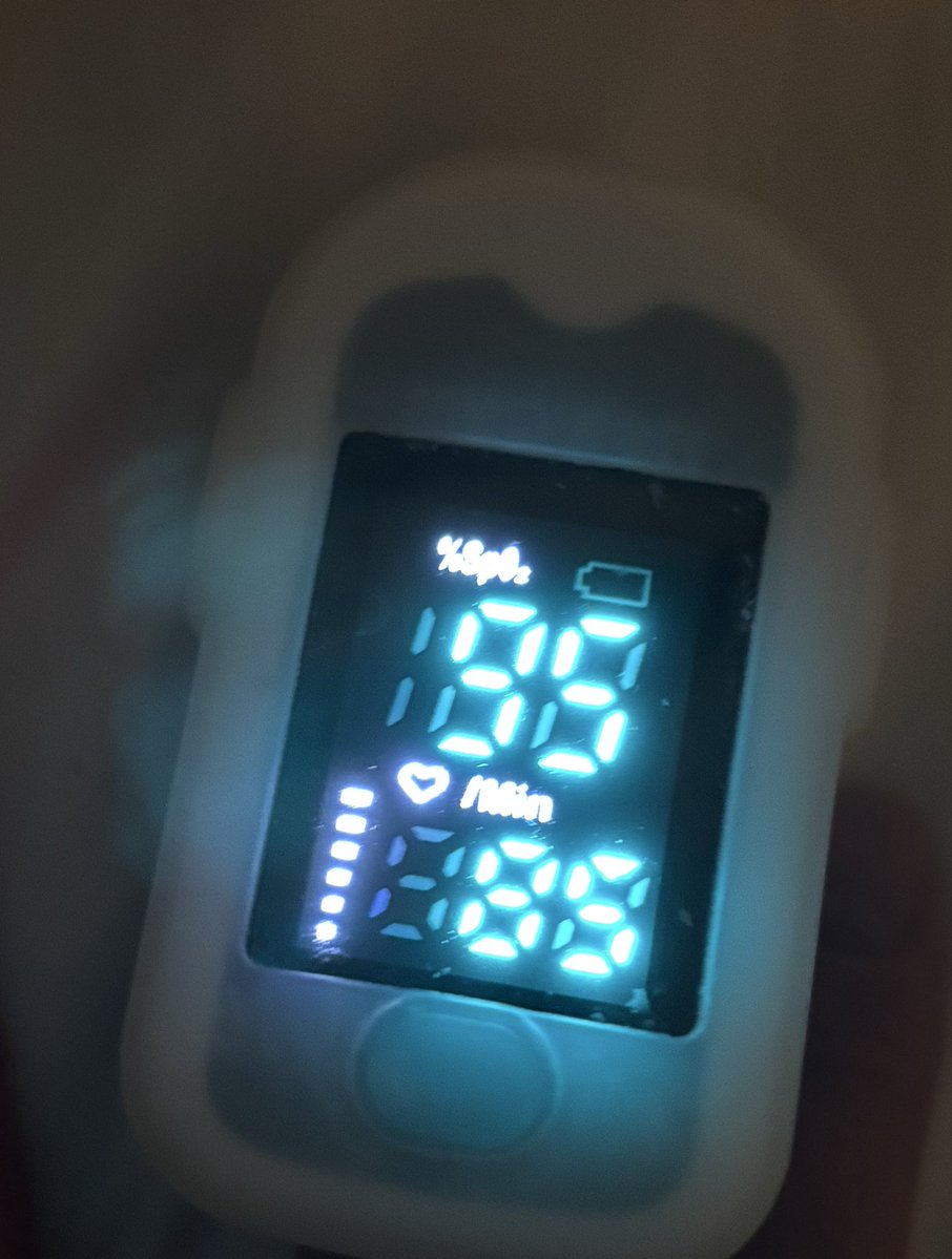 t_yuka0410's tweet image. 血圧が高めだけど、ボチボチだと思います🫡👍🫶

今日もいい日になあれ💫💫

#酸素飽和度
#spo2
#サチュレーション
#血圧
#バイタル
#肺動脈性肺高血圧症