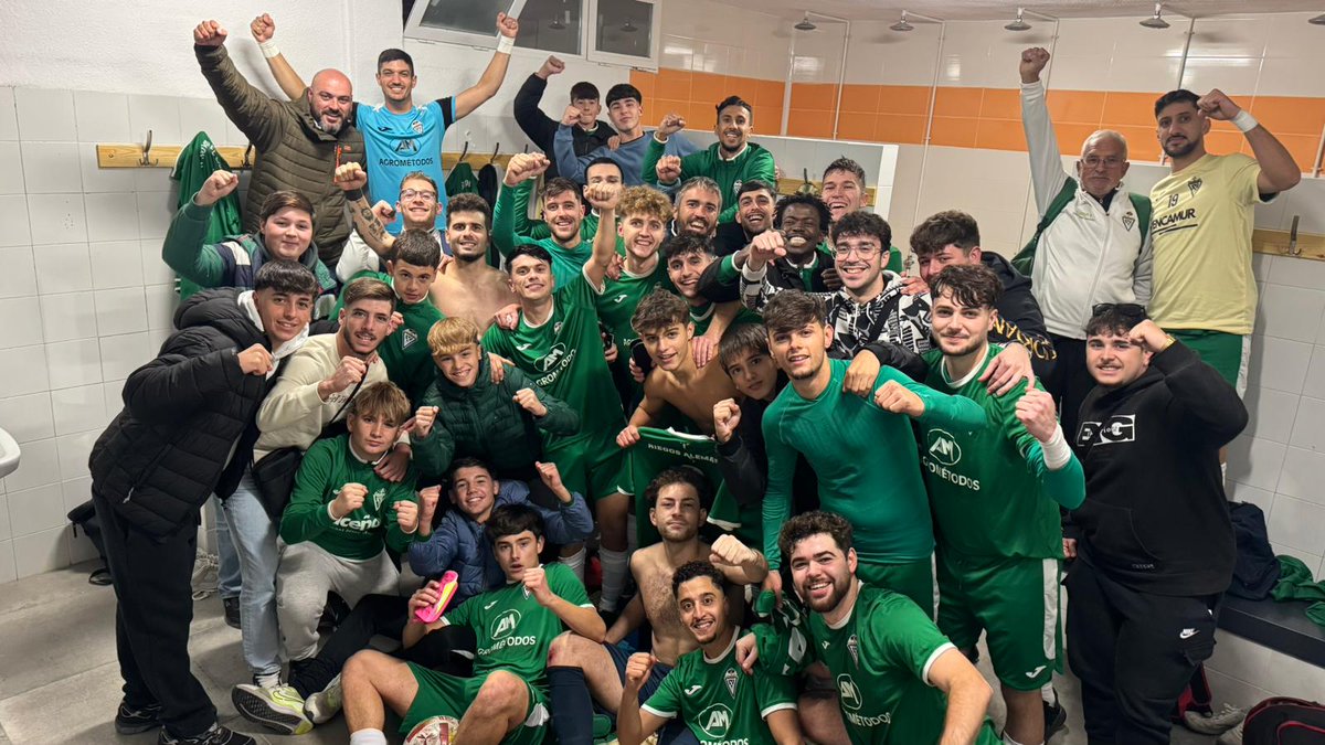 📸𝑳𝑨(s) 𝑪𝑶𝑷𝑨(s) 𝑴𝑶𝑳𝑨(n)🥃🏆

➕3️⃣🍍