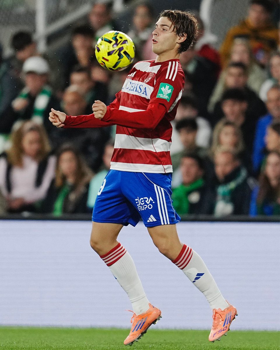 Hay que ir empezando a hablar muy seriamente de <a href="/jorgepascual9_/">Jorge Pascual Medina</a> (y no solo por los goles) ❤️‍🔥🦁