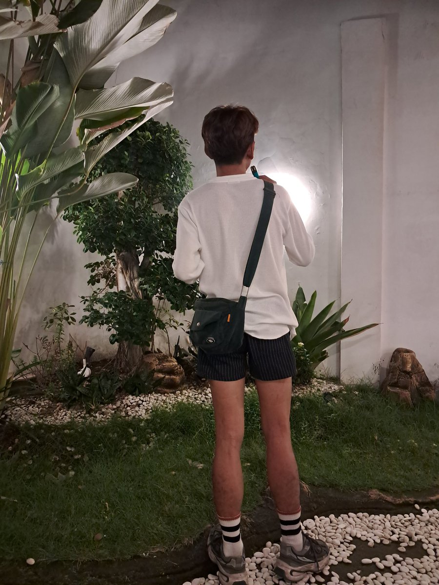 botania17's tweet photo. No face no case 
#gaysurabaya #fwbกทม https://t.co/8nofiWSro2