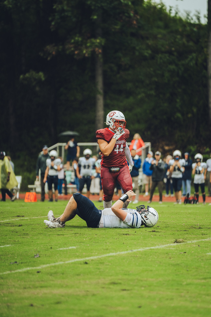jk1m_07's tweet photo. My senior season at VES is over. Grateful for the opportunity to play since sophomore year with great coaches and teammates.

I finished with 41 tackles, 8.5 TFL, 3.5 sacks, 8 hurries, and 2 forced fumbles as a DT/OLB. I would love the chance to play college football. https://t.co/dRRcnCkxfT