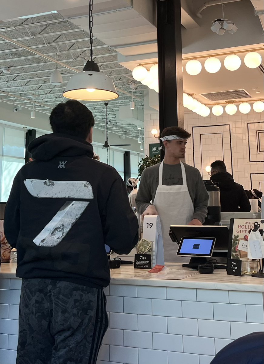 Gm Happy Sunday all

Please say Gm 

Getting some latte boost in my Daniel Arsham #BlackOps7 hoodie from <a href="/ComplexCon/">ComplexCon</a> 

The <a href="/multiplifi/">Multipli.fi</a> will launch rwaUSD for RWA liquidity.

The <a href="/multibank_io/">mb.io</a> RWA platform on <a href="/MavrykNetwork/">Mavryk Network | Tokenizing $10B in RWAs</a> L1 chain go lives Q1 2026

Final call for <a href="/RaylsLabs/">Rayls</a>