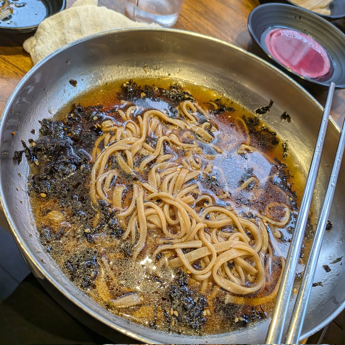 UpaAddictedinbg's tweet image. 11月後半ディーラー出没予定🃏

16,20〜24,28 夕方〜朝方
17〜19,25〜27,29,30 夜〜朝方
六本木 @pj_roppongi さん

40代のオジディーラーを雇ってくださる稀有なアミュカジ様に感謝いたします✨

ここ3年半ほぼ無休だったので
12月は数年ぶりに丸々1ヶ月無勤でアミュカジ巡りする予定

あーそーぼ🎶