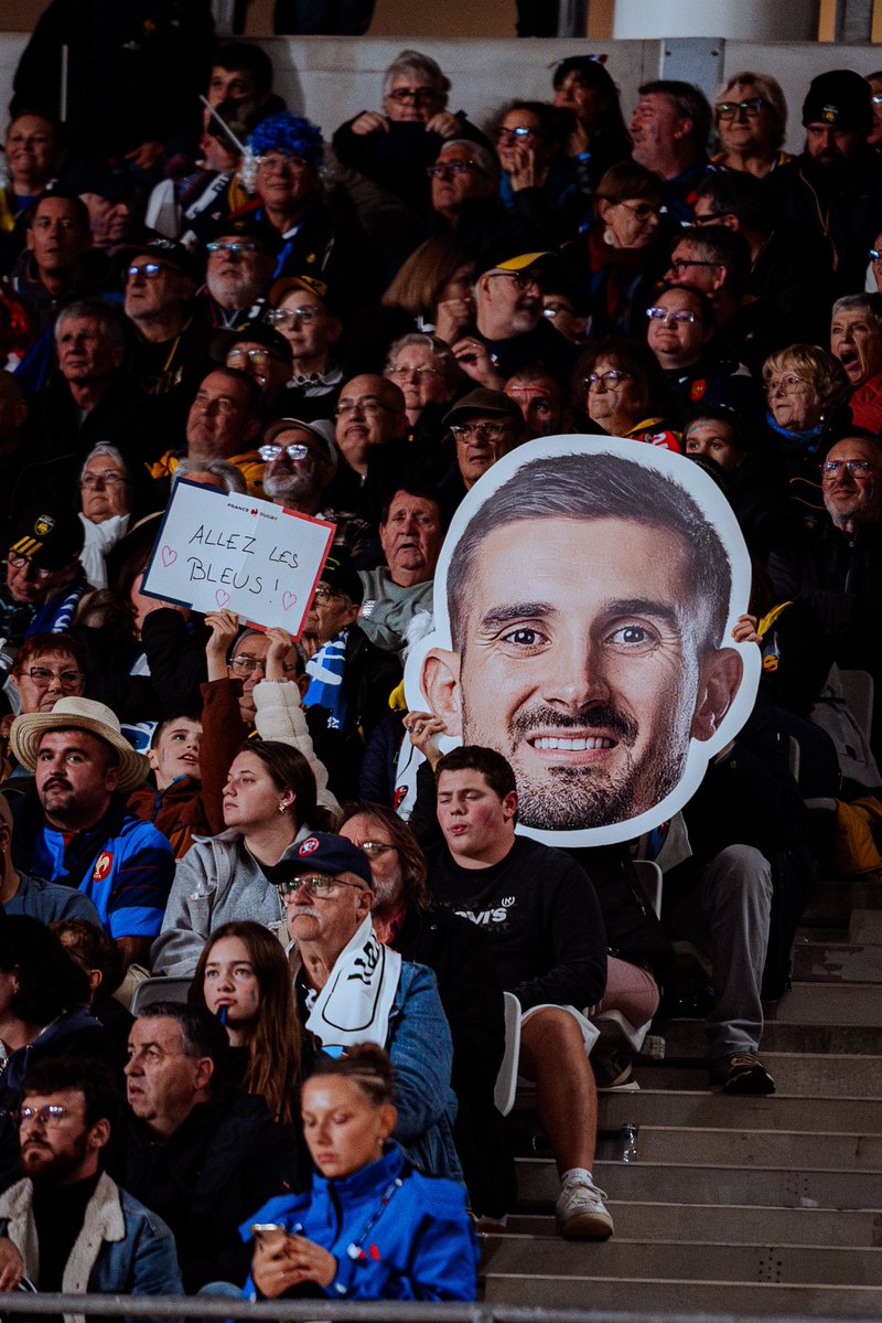 FranceRugby's tweet image. 🥰💙 Vous êtes toujours là, 𝒂𝒖 𝒔𝒐𝒖𝒕𝒊𝒆𝒏 𝒅𝒆 𝒗𝒐𝒔 𝑩𝒍𝒆𝒖𝒔! Merci Bordeaux, c&apos;était un vrai bonheur de vous retrouver ! 🫶

#XVdeFrance #FRAFID