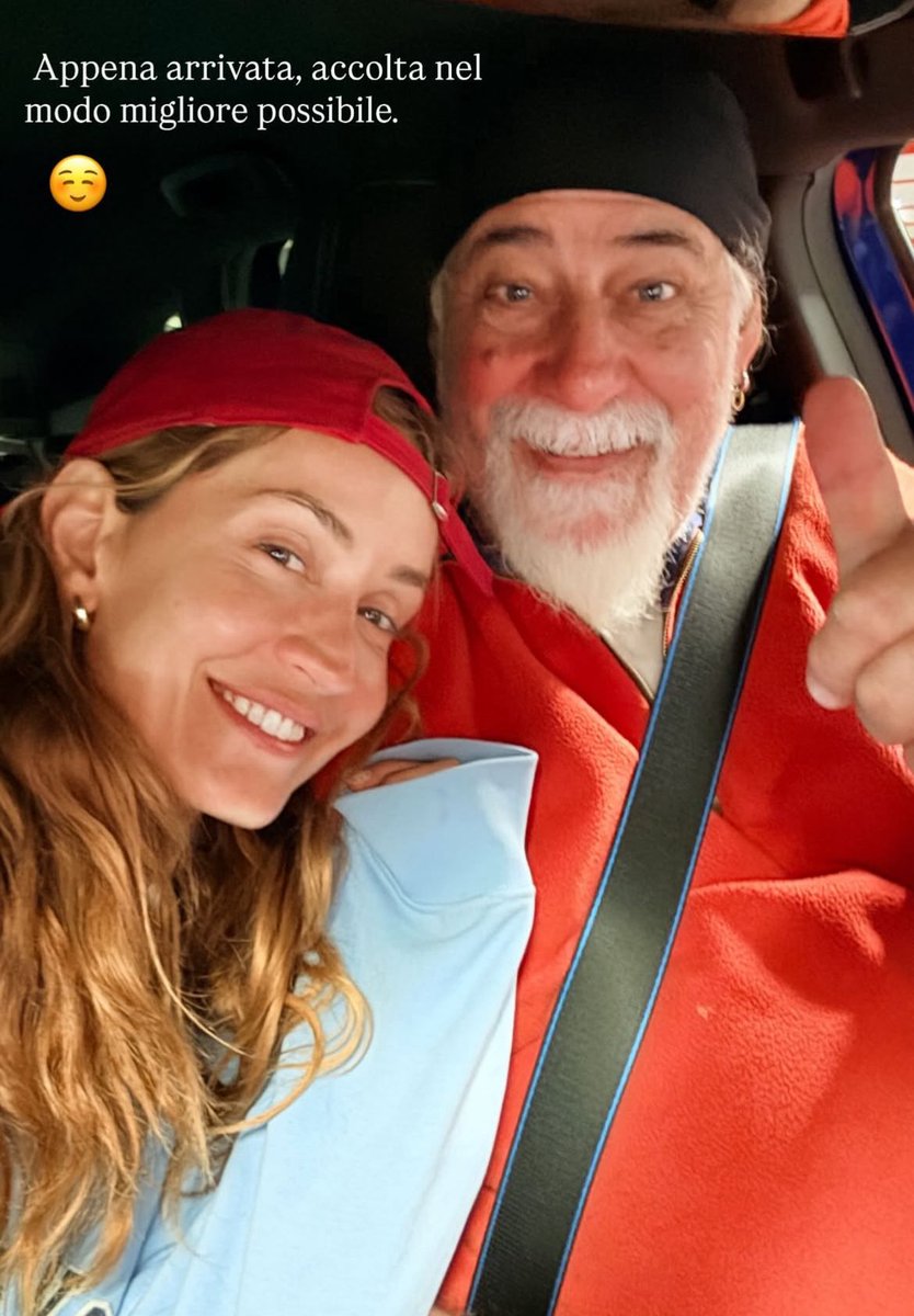 Eleonoraaa91's tweet image. Ora tutti muti 🤫 muti 🤐 #helevier #prestinez