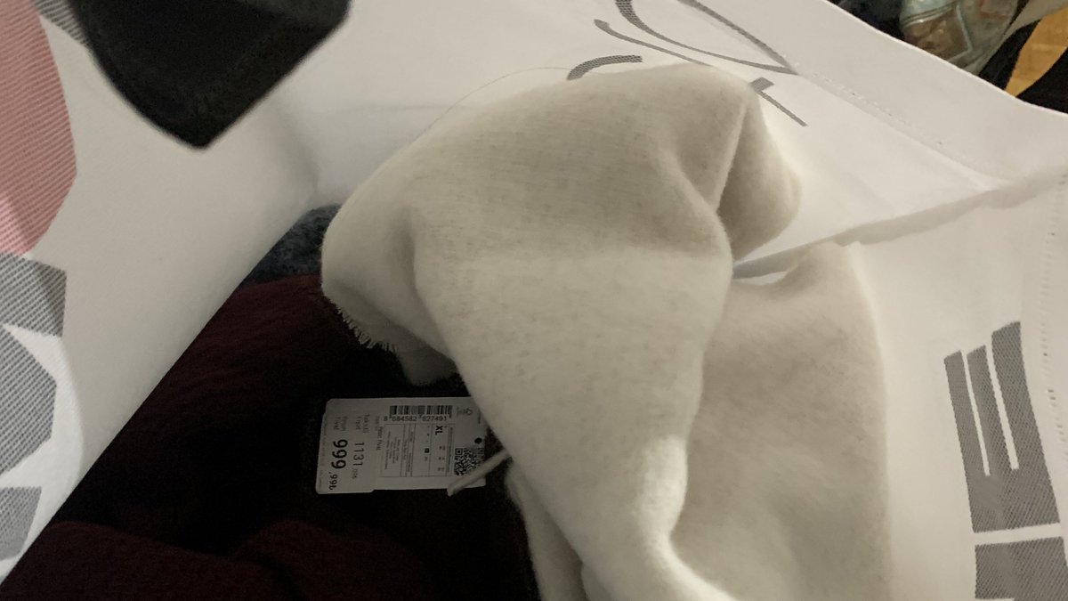 y00things's tweet image. ୨୧⸝⸝﹕ 𝗆𝖺𝗋𝖺’𝗌 𝗅𝗂𝖿𝖾 𝗎𝗉𝖽𝖺𝗍𝖾﹐⊂✦⊃ ‹𝟹

 ──★ ˙ hari ini ngerjain tugas dari unit 1-3 dan masih ada beberapa materi yang aku belum ngerti😷. setelahnya aku belanja dan jalan-jalan bareng sepupu akuu🧇🍫…❕