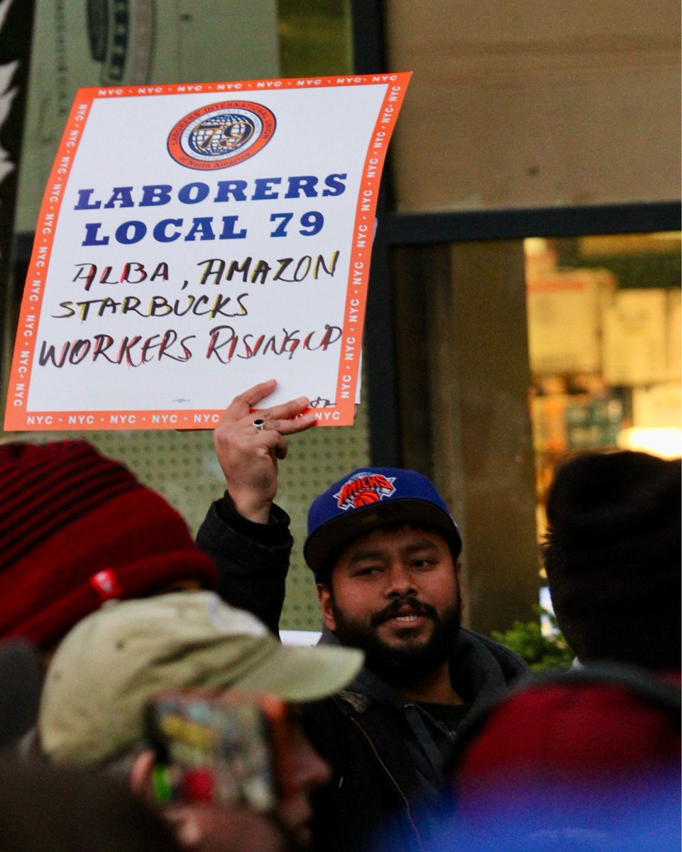 CentralLaborNYC's tweet image. “No contract, no coffee is more than a tagline—it’s a pledge to interrupt Starbucks’ operations and profits until a fair union contract and an end to unfair labor practices are won.”

-Michelle Eisen, Starbucks Workers United spokesperson and 15 year veteran barista.
