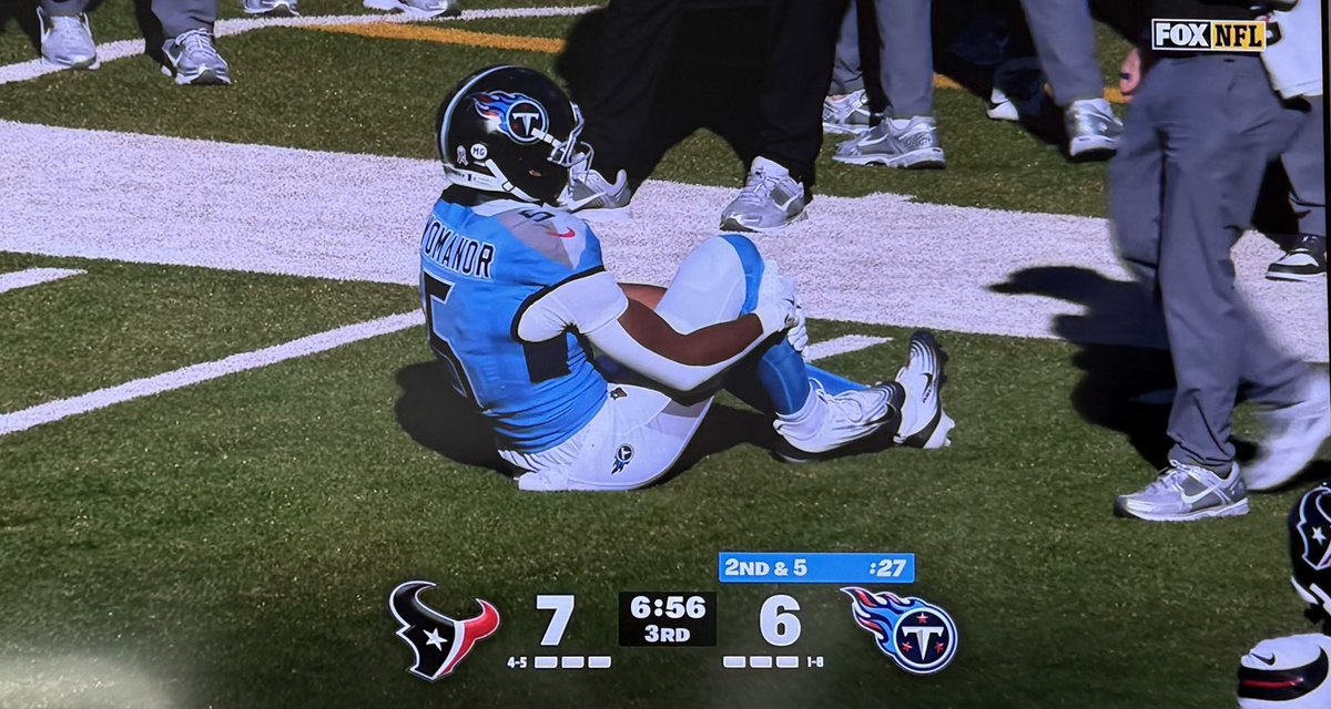 whoizdrew's tweet photo. Just when you think they couldn’t get any worse. Top 3 WRs for titans all got hurt this game. @PardonMyTake @PardonMyMeme https://t.co/MulkgTrJBO