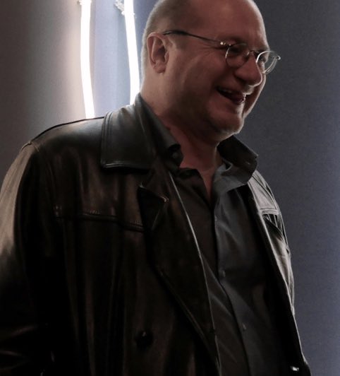 Indie5051's tweet image. Dan McGrath, guionista y escritor de &apos;Los Simpson&apos;, &apos;El rey de la colina&apos;, &apos;Gravity Falls&apos; y más, lamentablemente falleció a la edad de 61 años.