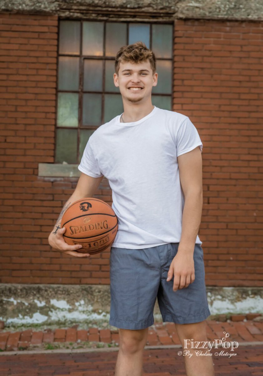 Jake Simmons tweet media