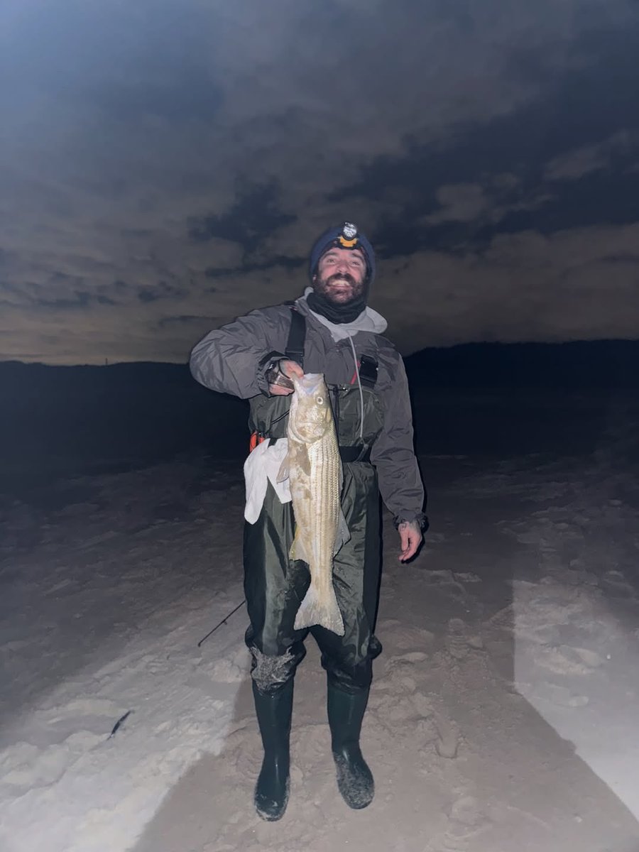 jonbellion's tweet image. 2 CAR GARAGE