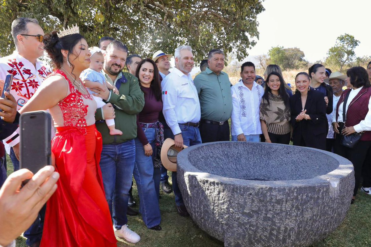 Nueva vía conecta Villas del Pedregal con San Nicolás Obispo; inaugura Bedolla luciernaganoticias.com/noticia/Nueva-…