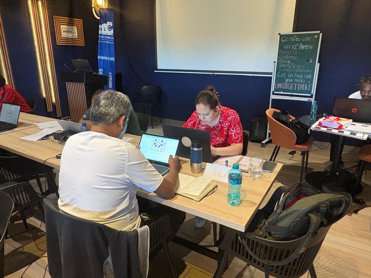 FIDEschoolChess's tweet image. 🇿🇦 FIDE PoT Course in Cape Town wraps up!
21 educators trained by WIM Anzel Laubscher &amp;amp; Henri Weideman are ready to use chess as a powerful educational tool. ♟️