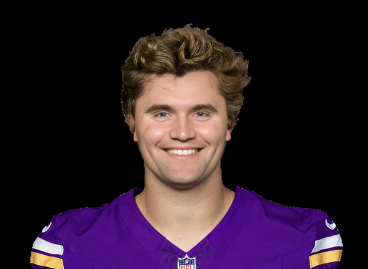 “Nine” is so ASS🥀🥀🥀