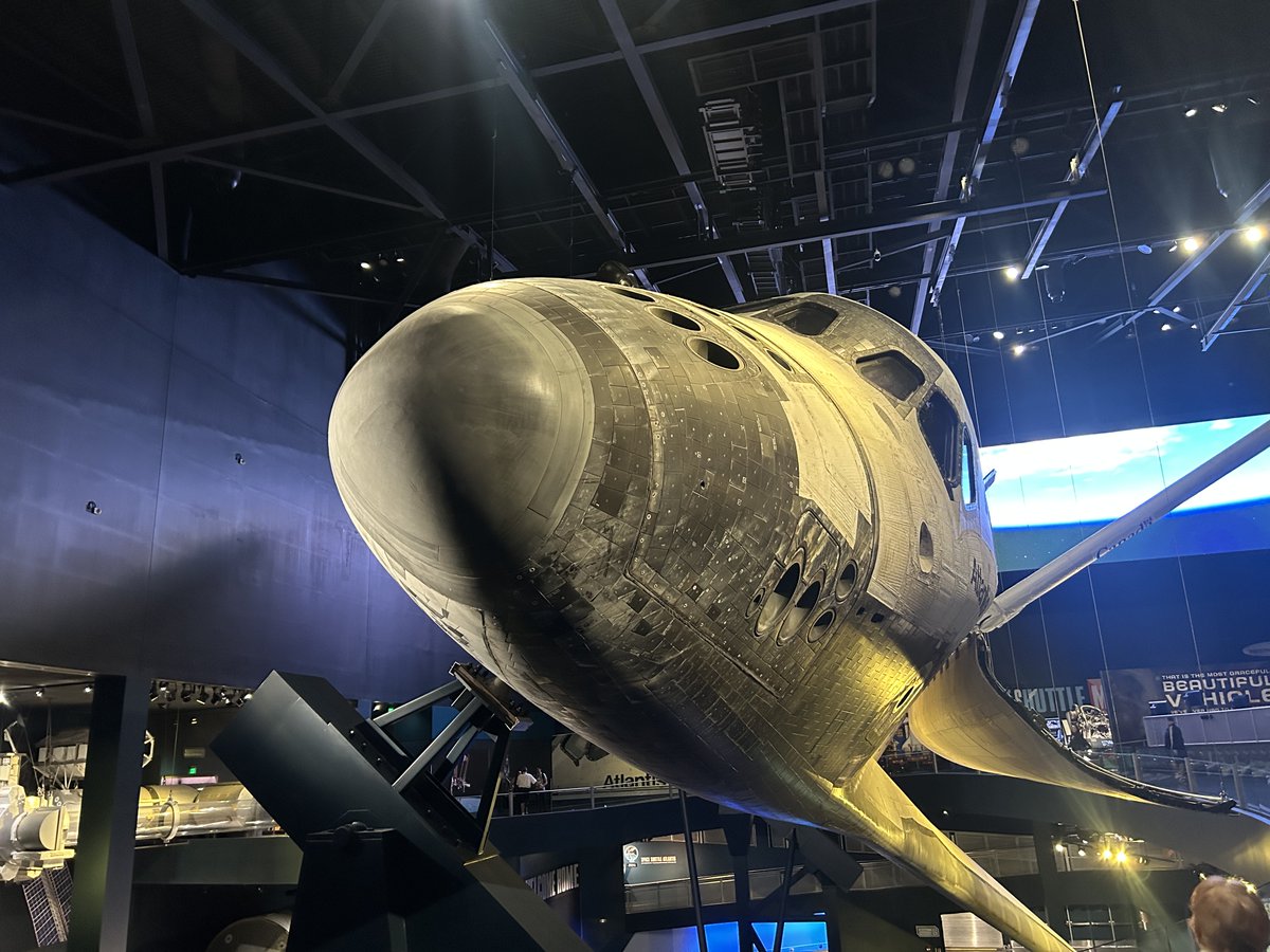 MarkKTozer's tweet image. Had a really amazing day at the Kennedy Space Center Visitor Complex today!
It’s one of the best museums (Next to a diving and shark museum in Adelaode) I’ve been to in a very long time. The history, the scale are just incredible.  #space #spaceshuttle