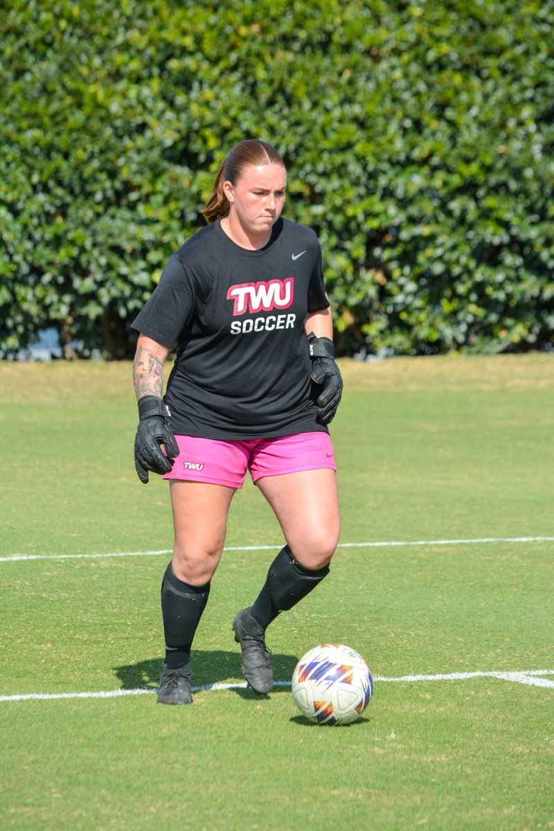 TWU_Soccer's tweet photo. 𝑳𝑺𝑪 𝑪𝒉𝒂𝒎𝒑𝒊𝒐𝒏𝒔𝒉𝒊𝒑 𝒎𝒐𝒅𝒆 ☺️ our girls are ready!!!  

#PioneerProud https://t.co/17yuataE2Q